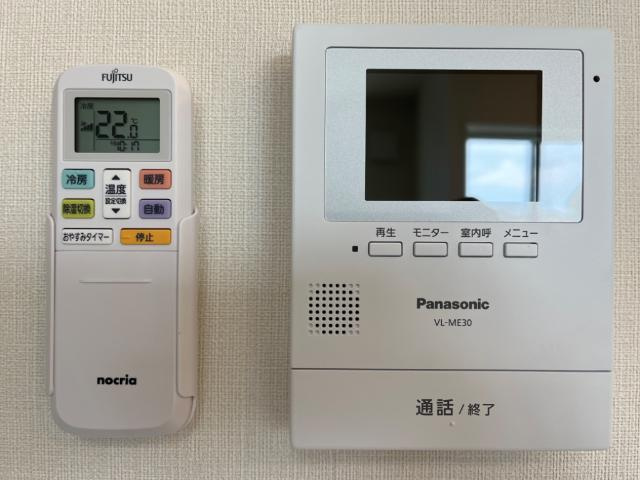 プルトワの内装|カメラ付インターホン
