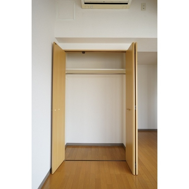プリマヴェーラ問屋町の収納|クローゼット