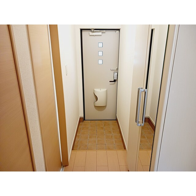 エクシールの玄関