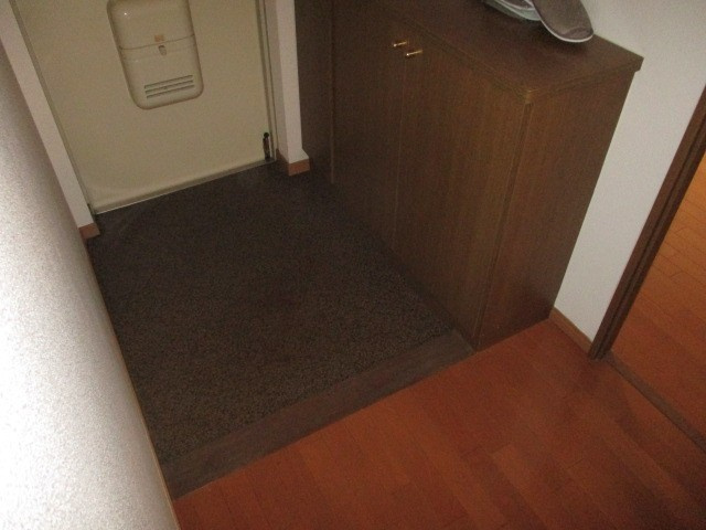 グランデージ王寺の駐車場