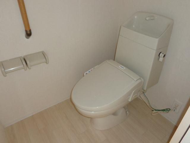 ディア　クローバー　奥田のトイレ|シャワー付トイレ