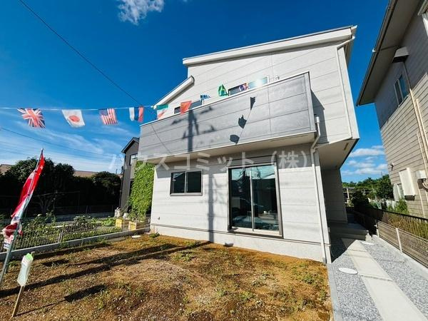 富里市十倉の新築一戸建の外観