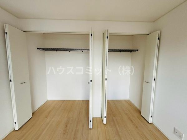 八街市文違の新築一戸建の洋室