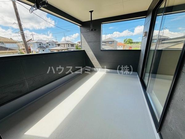 八街市文違の新築一戸建のバルコニー