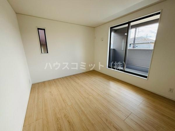 八街市文違の新築一戸建の洋室