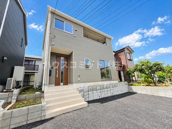 八街市文違の新築一戸建の外観
