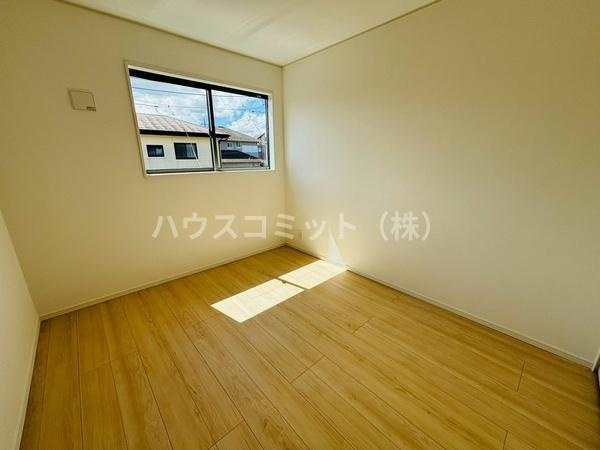 八街市文違の新築一戸建の洋室