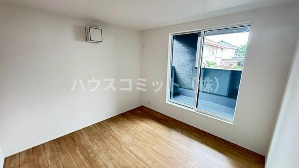 四街道市旭ケ丘２丁目の新築一戸建の洋室