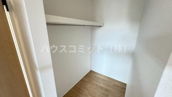四街道市旭ケ丘２丁目の新築一戸建の収納