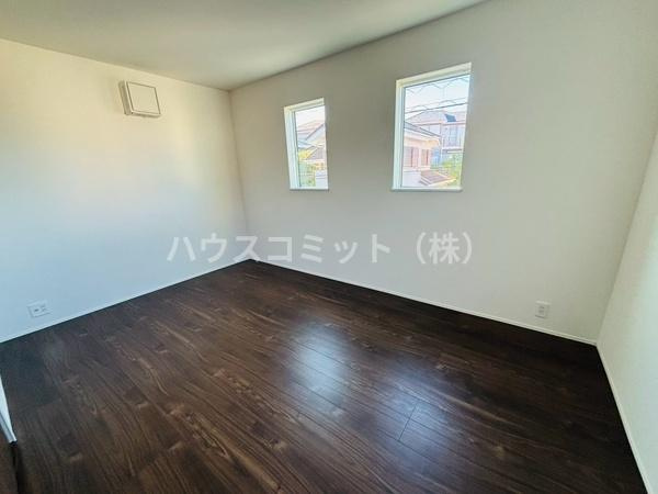 富里市日吉台６丁目の新築一戸建の洋室