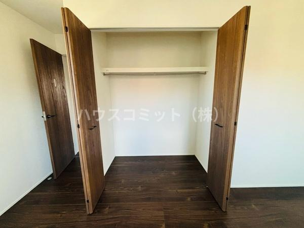 富里市日吉台６丁目の新築一戸建の収納