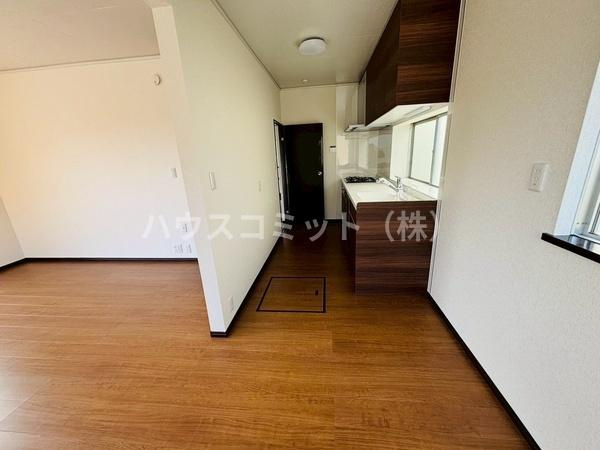 八街市八街はの中古一戸建のキッチン