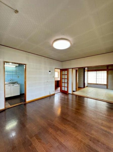 八街市大木の中古一戸建のキッチン