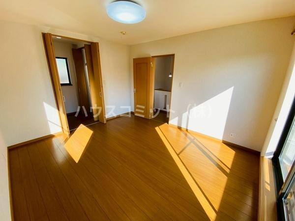 印旛郡酒々井町ふじき野３丁目の中古一戸建の洋室