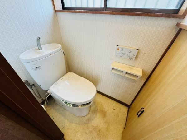 八街市沖の中古一戸建の洋室