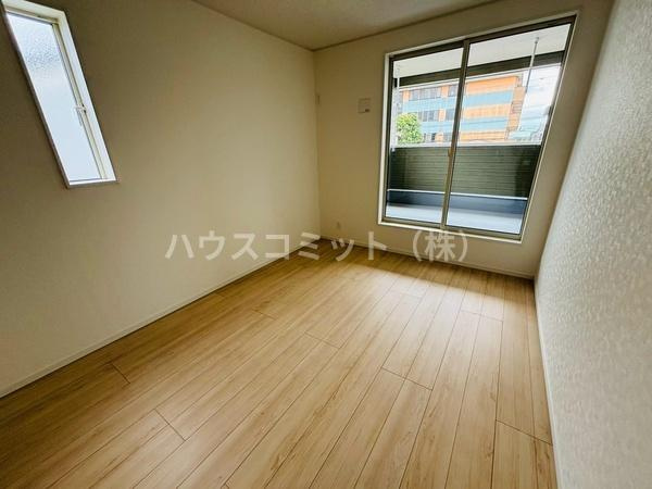八街市八街ほの新築一戸建の居間・リビング