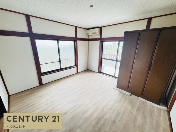八街市朝日の中古一戸建の洋室