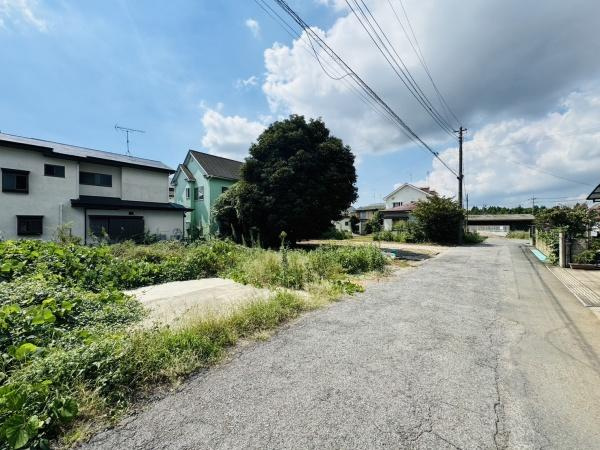 富里市七栄の売地の前面道路含む現地写真