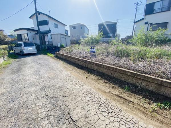富里市七栄の売地の前面道路含む現地写真