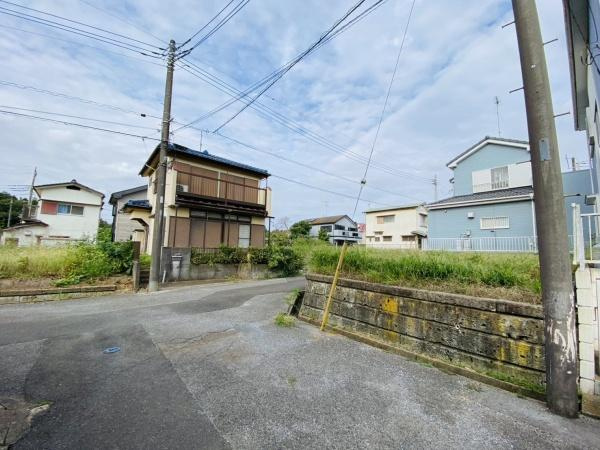 富里市立沢の売地の前面道路含む現地写真