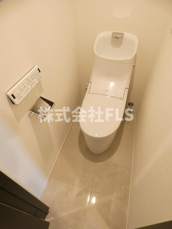 港区西麻布１丁目の賃貸マンションのトイレ