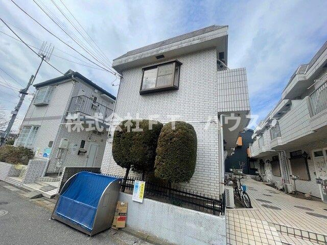 ローズガーデン(S-031B)のエントランス