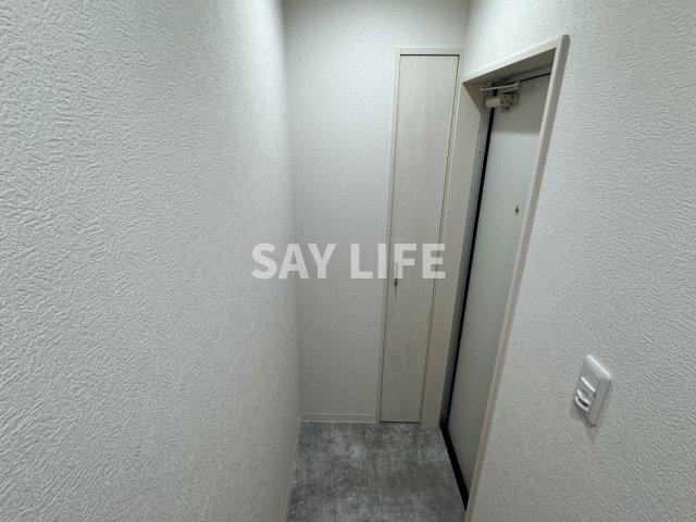 クレアール西今川の玄関
