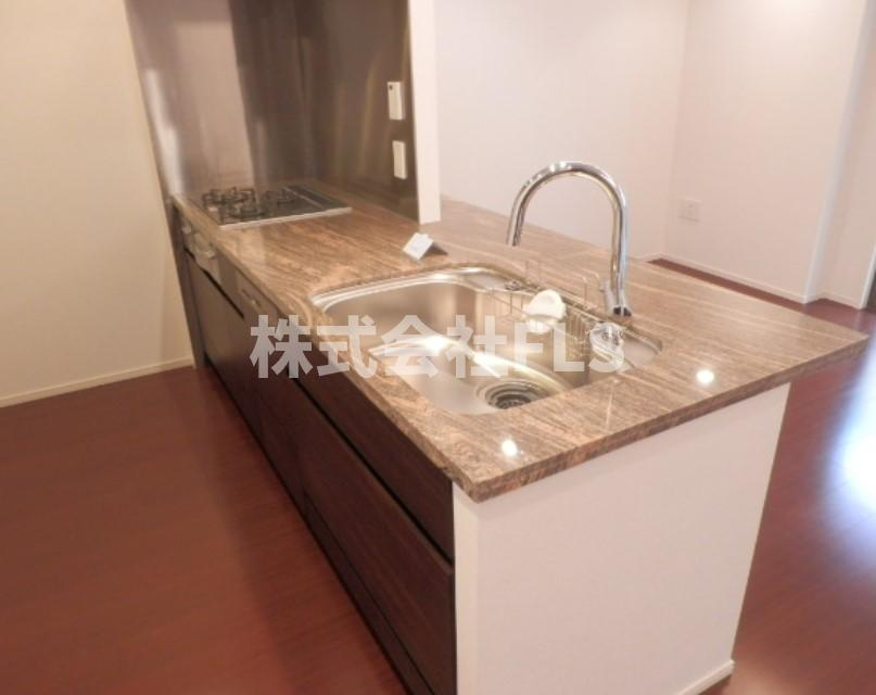 港区虎ノ門３丁目の賃貸マンションのキッチン