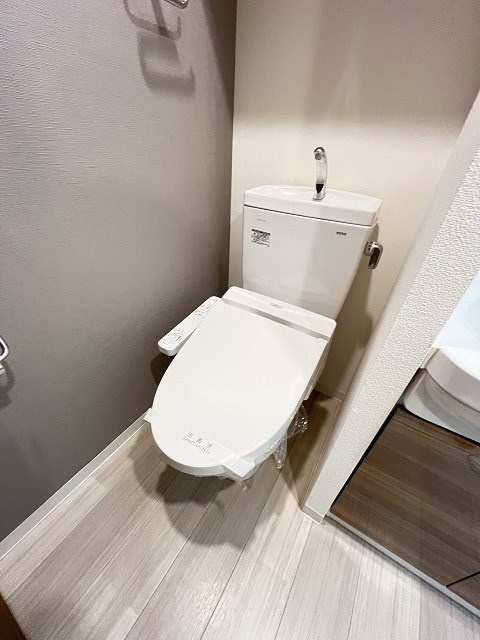 大阪市西淀川区姫里３丁目の賃貸マンションのトイレ