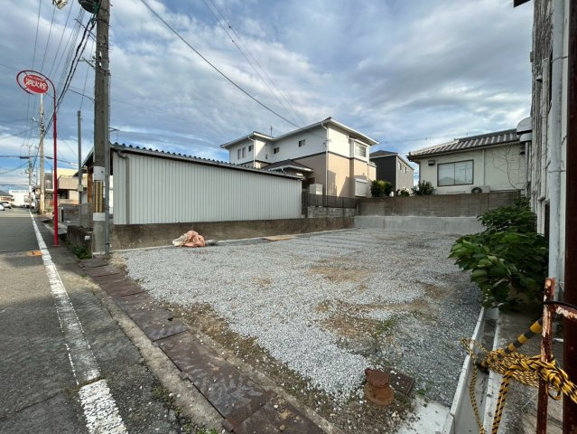 小野市上本町売土地の前面道路含む現地写真