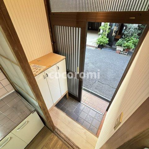 藤田町テラスの玄関