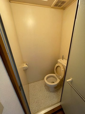 D2ハウス若江岩田のトイレ