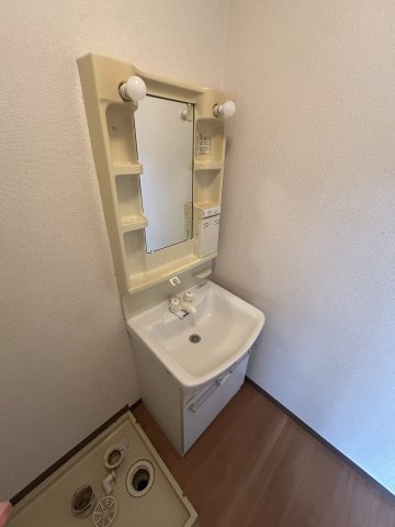 パークサイド二葉の独立洗面台