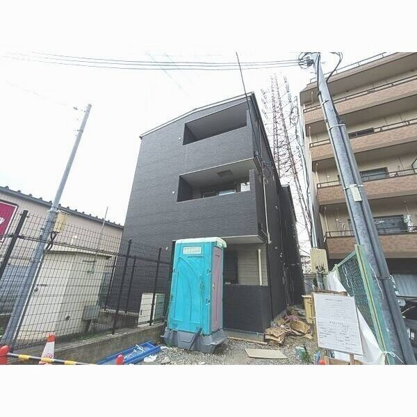 CASA　CALMA茨田大宮の外観