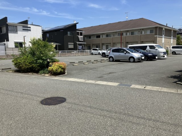 チェリーあいの駐車場
