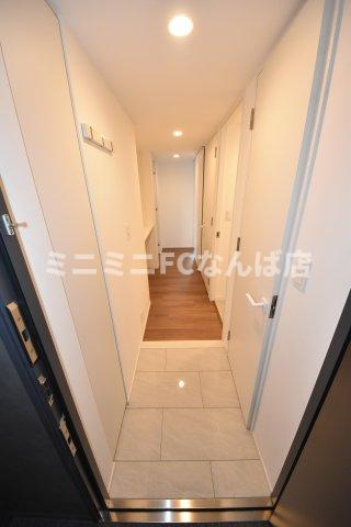 Noire北堀江の玄関