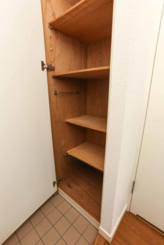 スカイコート両国壱番館の玄関