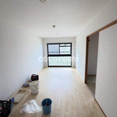 Garden Style光善寺の居間・リビング