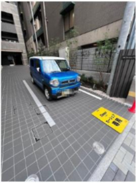 IBC Residence Westの駐車場