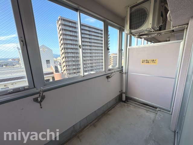 徳島市福島２丁目の賃貸マンションのバルコニー