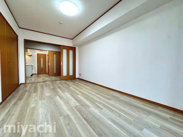 徳島市福島２丁目の賃貸マンションの居間・リビング