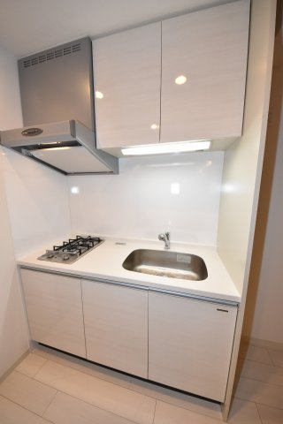 プレサンスNEO心斎橋のキッチン