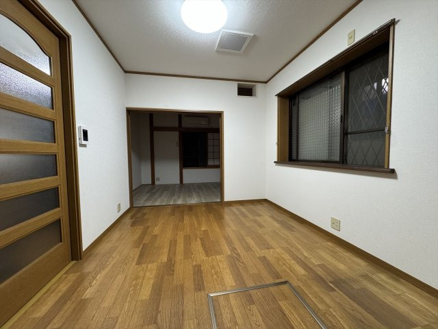 市川市大野町１丁目戸建ての居間・リビング