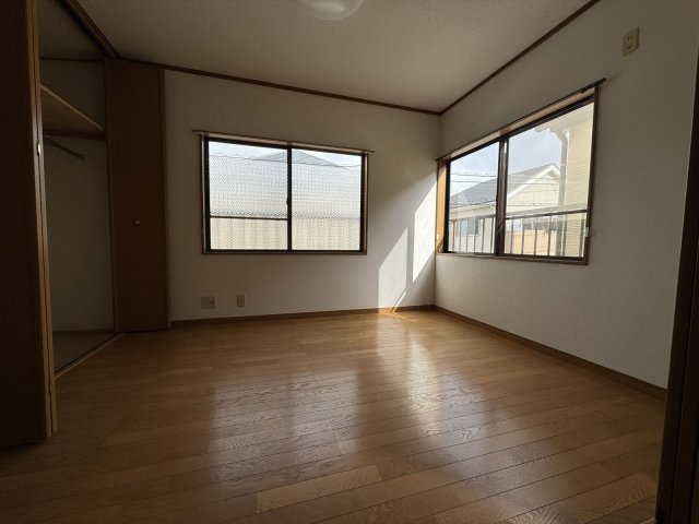 市川市大野町１丁目戸建ての居間・リビング