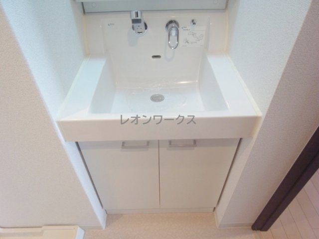 レオンコンフォート本町東の洗面所