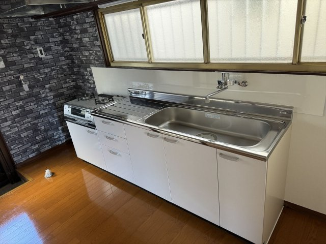 市川市大野町２丁目戸建てのキッチン