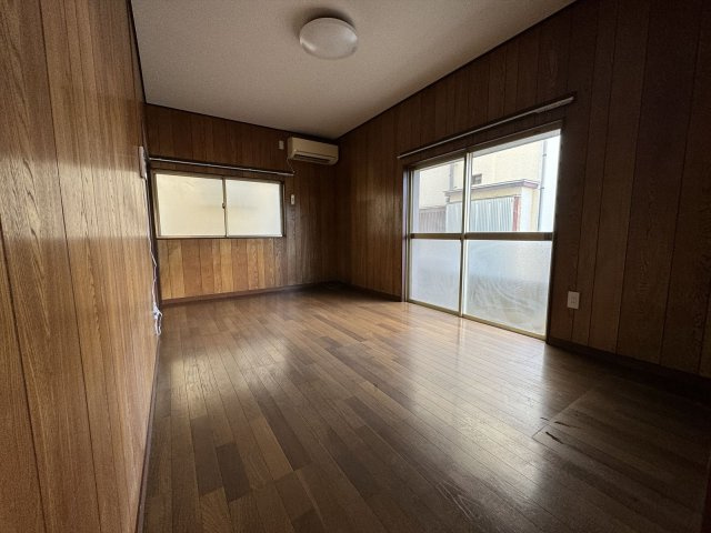 市川市大野町２丁目戸建ての居間・リビング