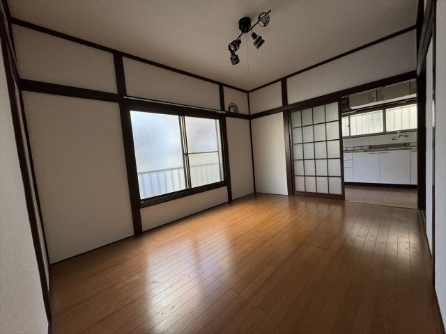 市川市大野町２丁目戸建ての居間・リビング
