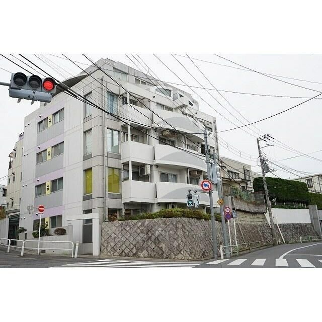 アーク板橋の外観