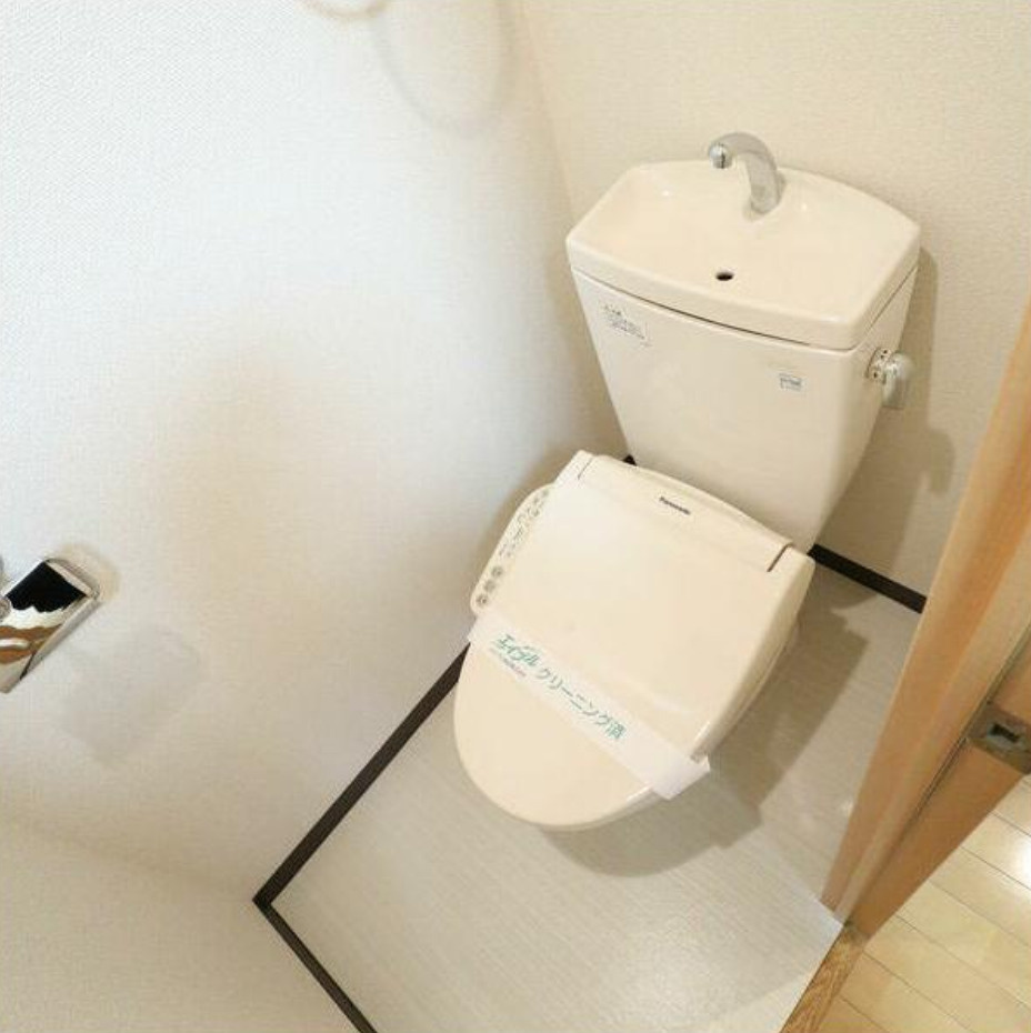 スタイル東上野のトイレ|ゆったりとした空間のトイレです